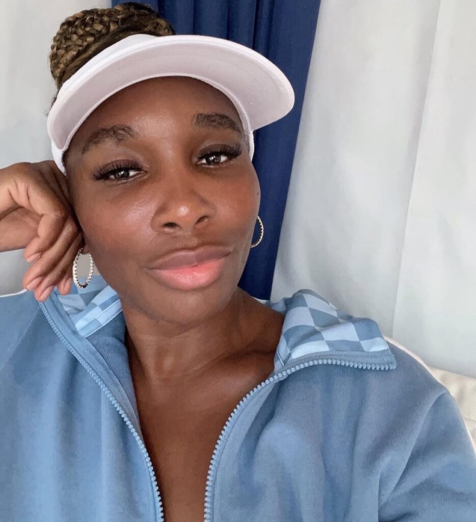 Legendary Moves! Venus Williams Makes Powerful Return To The Court!
