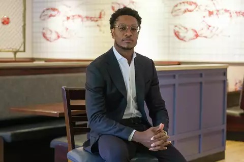 Red Lobster CEO Turns Up The Heat As Fans Call Out Bland Seafood Boils–Set To Introduce New Flavors!