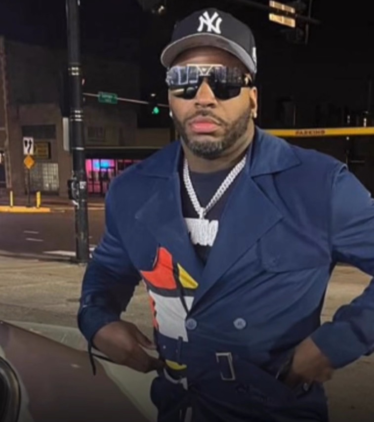 Chicago Police Investigate Tragic Fatal Shooting Death Of Man While On Facebook!