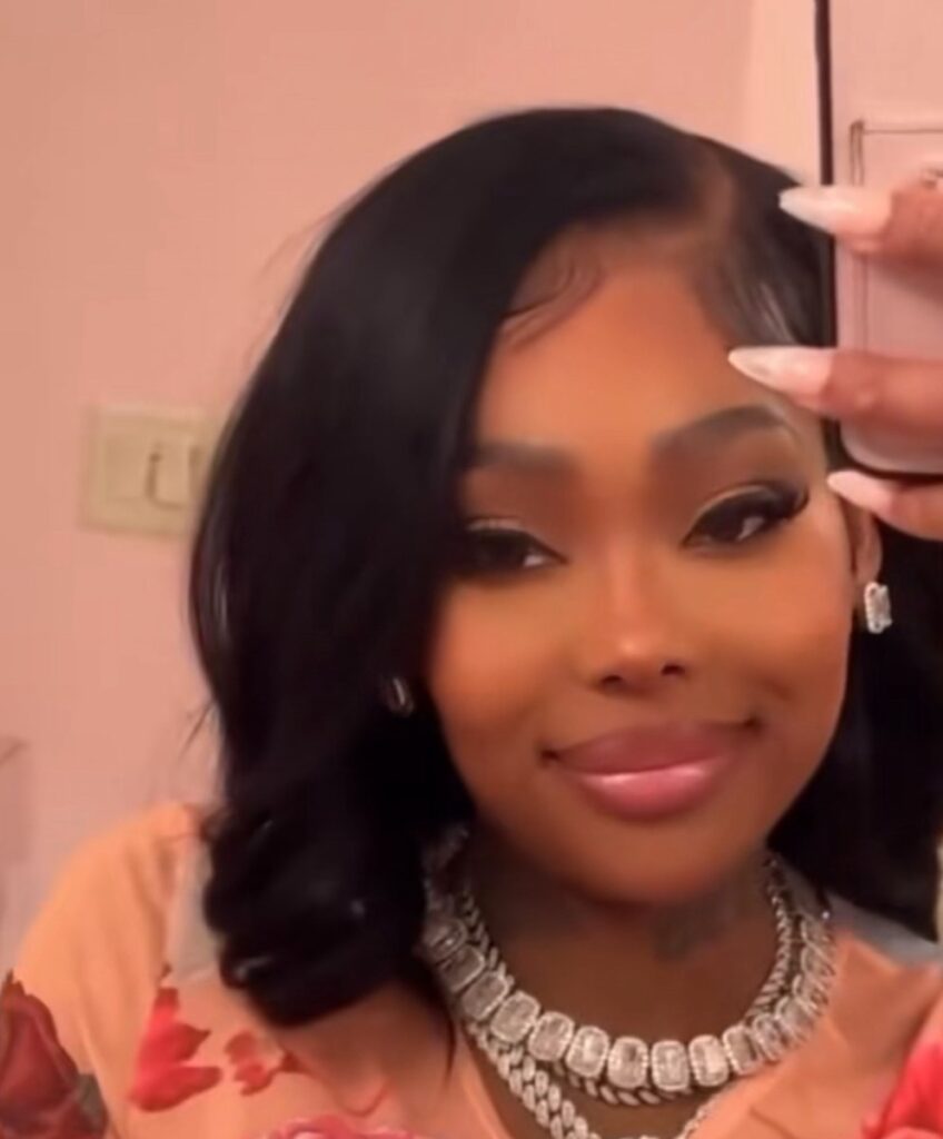 Summer Walker Addresses Negative Comments About Her Set During Breezy Bowl; “You Can’t Win At A Certain Point”
