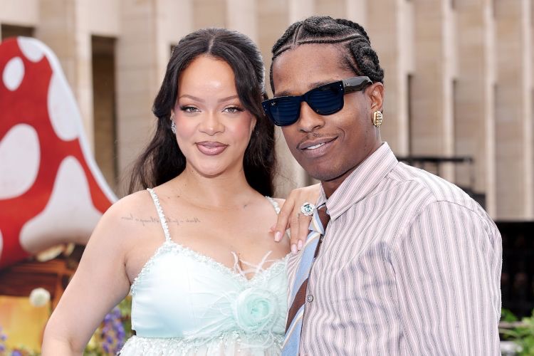 Princess To The Throne! Rihanna And A$ap Rocky Welcome  A Baby Girl; Rocki Iris Mayers!